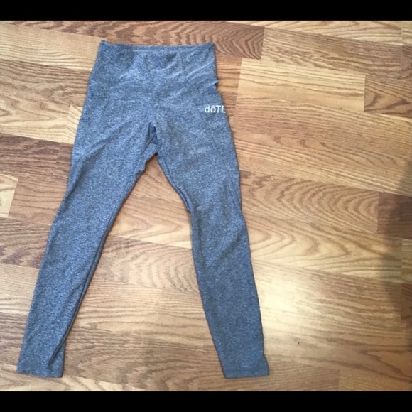 Doterra grey leggings NEW - Picture 2 of 3